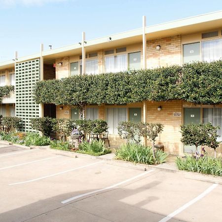 Mid City Motor Inn Queanbeyan Eksteriør billede