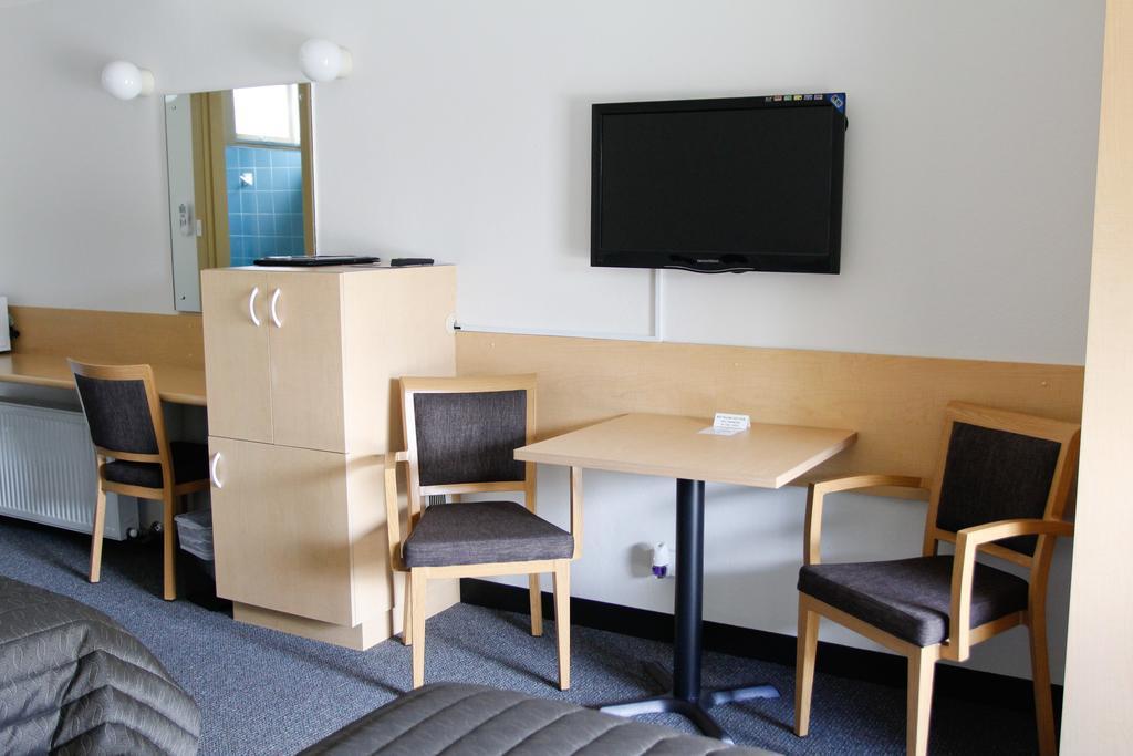 Mid City Motor Inn Queanbeyan Eksteriør billede
